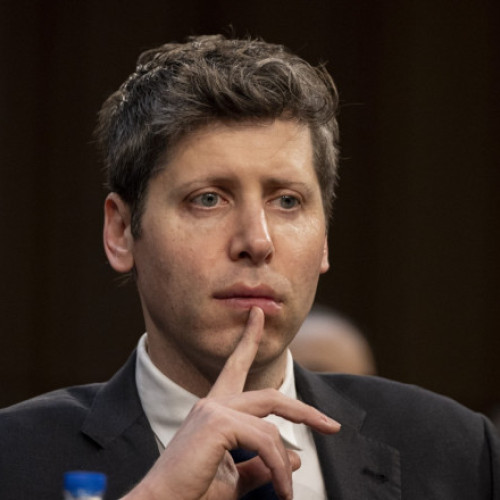 Un atac cu cocktail Molotov la locuința lui Sam Altman, directorul OpenAI