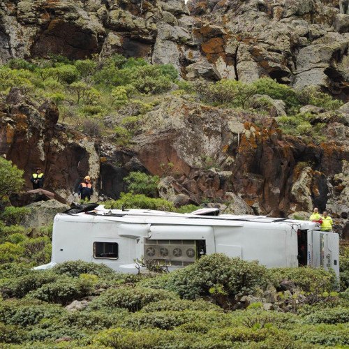 Accident tragic în Insulele Canare: Un autobuz s-a răsturnat pe un drum de munte