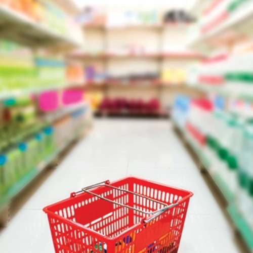 Angajată din Iași, bătută brutal într-un magazin de un client nemulțumit