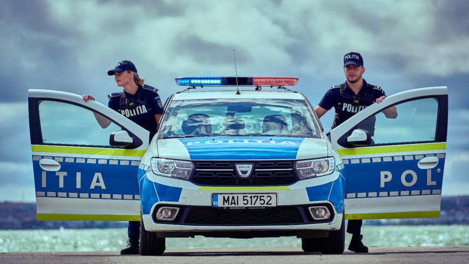 Urmărire în Valea Ursului după încercarea unui șofer de a evada