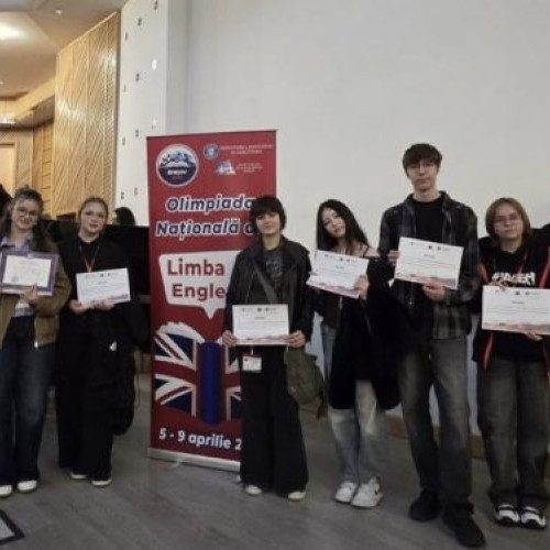 Elevii de la Colegiul Național „Vasile Lucaciu” strălucesc la Olimpiada Națională de Limba Engleză