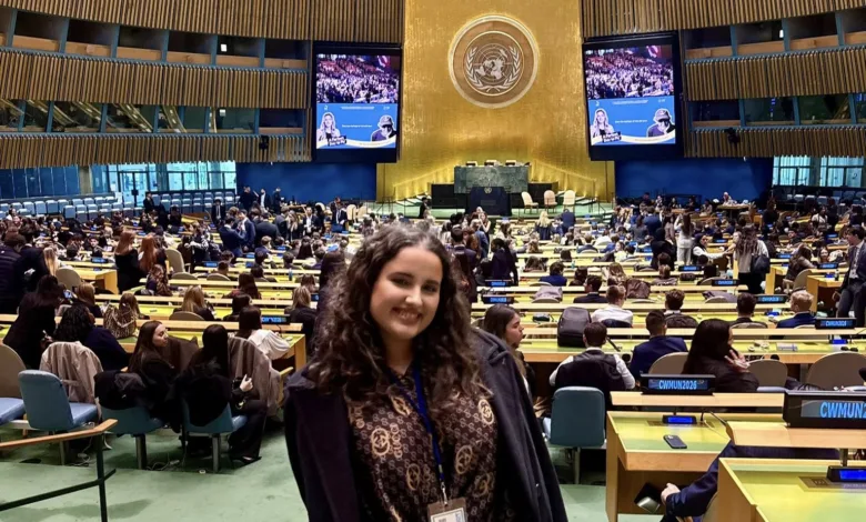 O elevă din Buzău strălucește la o conferință a ONU în New York