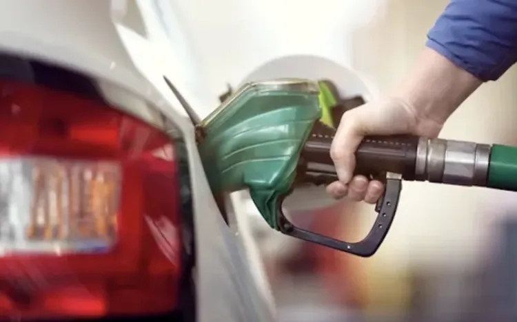 Prețurile la carburanți scad în România, motorina sub 9,60 lei/litru