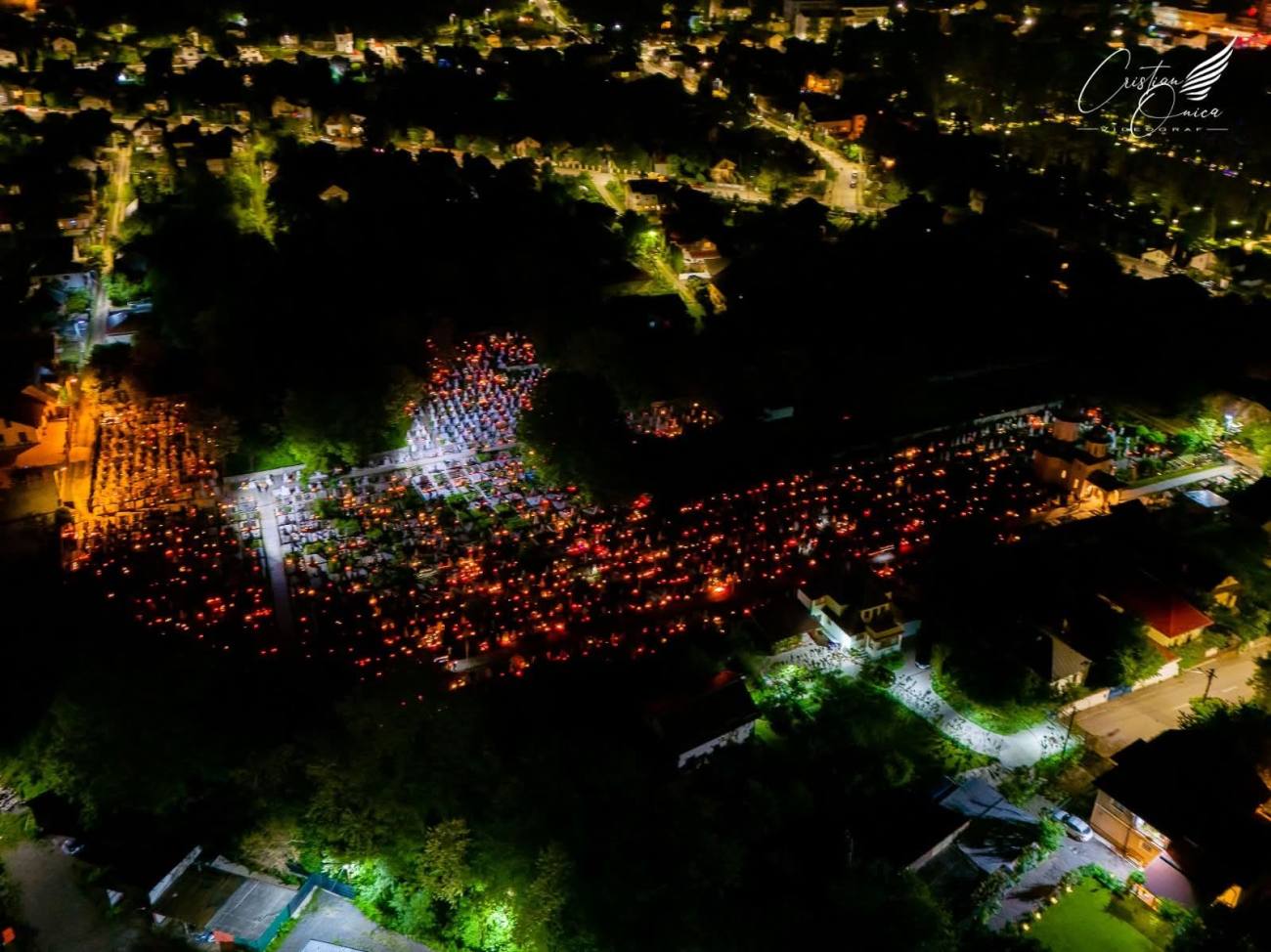 Candele pentru mormintele uitaților, inițiativa primăriei din Pucioasa