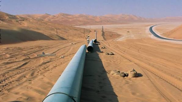 Arabia Saudită își restabilește capacitatea de pompare a petrolului prin conducta Est-Vest
