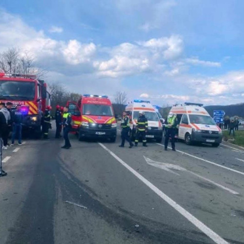 Accident grav pe DN6 în Caraș-Severin: un mort și patru răniți