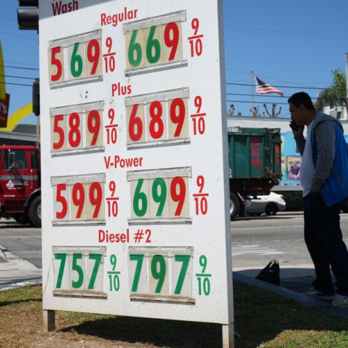 Stațiile de carburant tribale oferă o pauză de la prețurile mari în timpul războiului din Iran