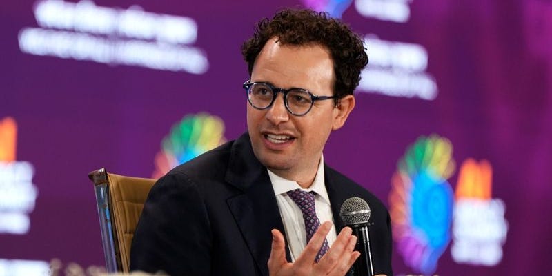 Claude de la Anthropic, o nouă provocare pentru imperiul software Microsoft