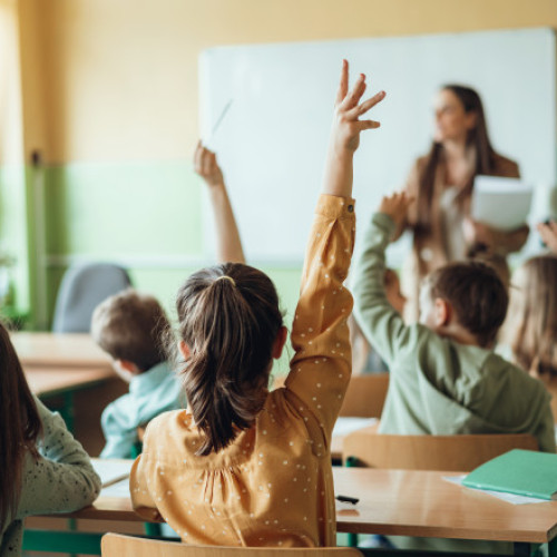 Elevii revin la școală pe 15 aprilie, după vacanța de Paște