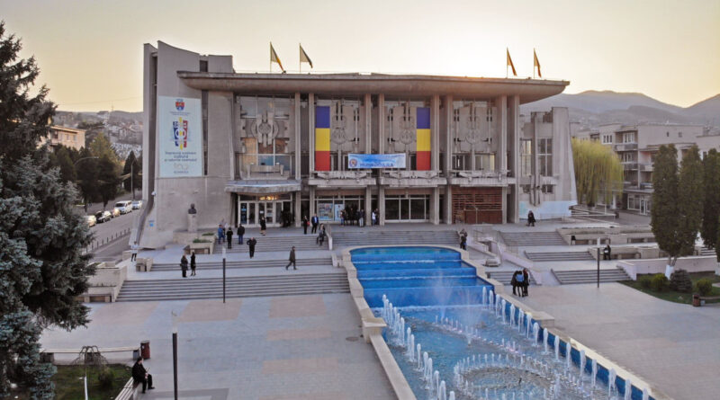 Consiliul Județean Hunedoara reabilitează Casa de Cultură din Deva