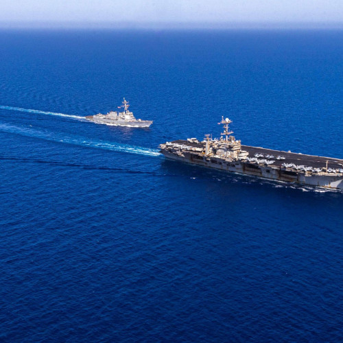 Prețul petrolului crește cu 7% din cauza blocadei din Hormuz; 3 acțiuni de cumpărat acum