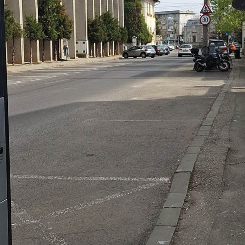 Programul de reîmprospătare a marcajelor rutiere în Ploiești a fost stabilit