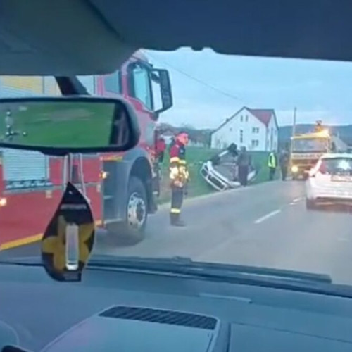 Accidente rutiere pe drumurile din Bistrița, cu victime transportate la spital