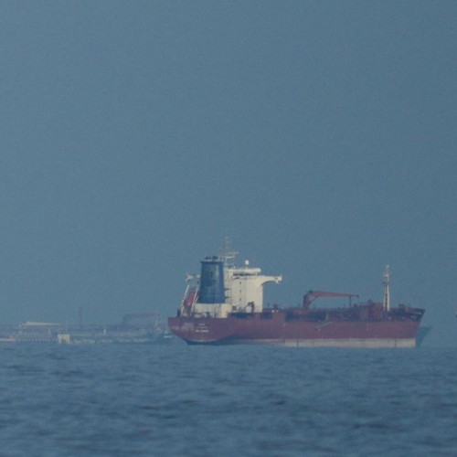 Prețurile petrolului cresc peste 103 dolari pe baril după ce SUA anunță blocada Iranului