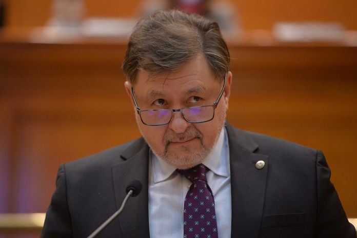 Deciziile amânate costă România sute de milioane în dosarul vaccinurilor anti-COVID-19