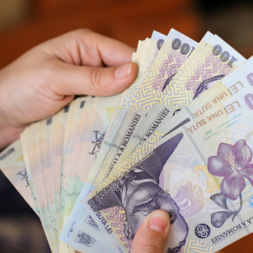 Deputații AUR propun scutiri fiscale pentru locuințele fără utilități esențiale