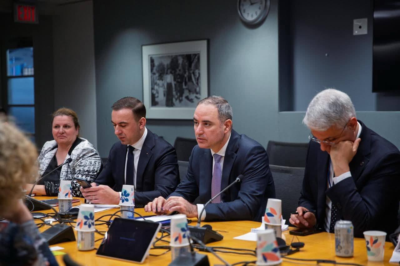 România obține finanțare istorică pentru energia nucleară de la Banca Mondială