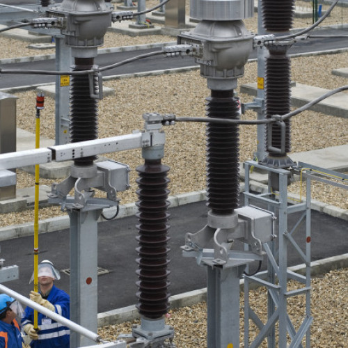 Guvernul propune condiții mai dure pentru racordarea la rețeaua electrică