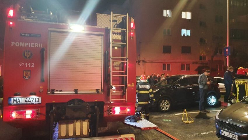 Incendiu în Brașov: 25 de persoane evacuate din clădiri