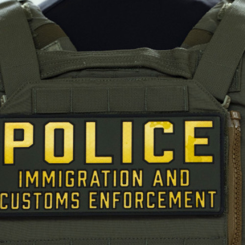 Guvernul francez cere eliberarea văduvei unui veteran militar reținută în SUA