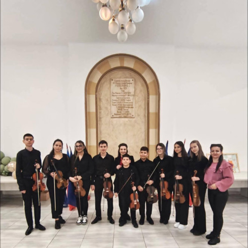 Debutul Olimpiadei Naționale de Limba Rromani în Târgu Jiu