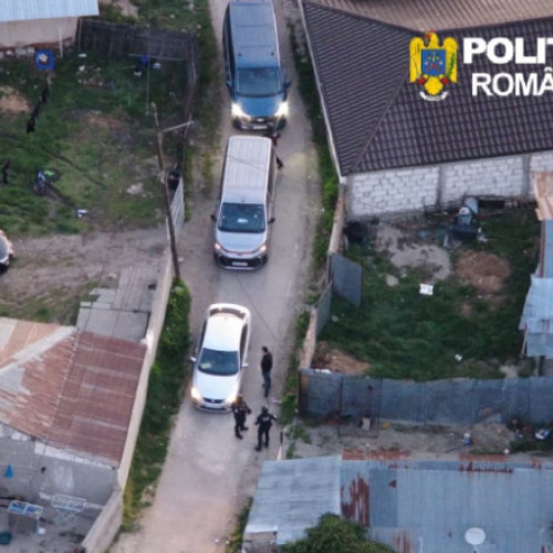 Percheziții în București și alte județe în caz de trafic de persoane