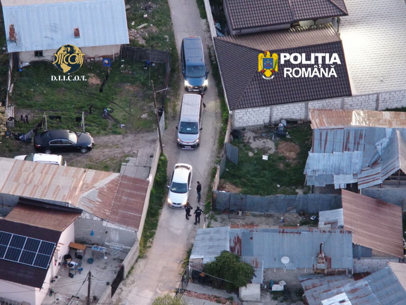 Percheziții în mai multe județe în dosarul unei rețele de trafic de persoane