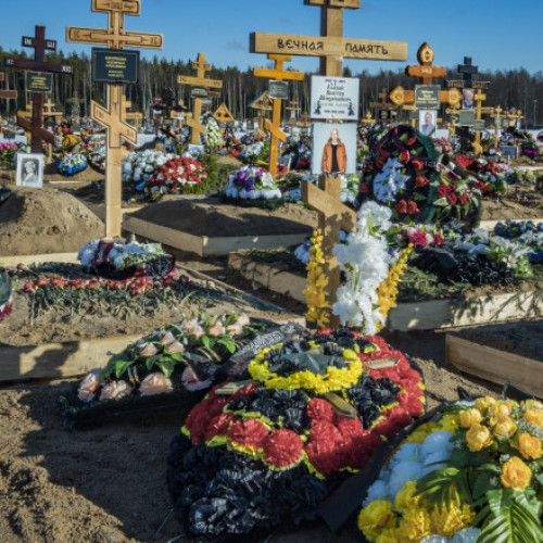Rusia înregistrează o creștere alarmantă a cimitirelor și crematoriilor