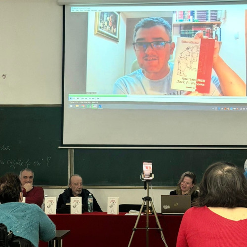 Lansare de carte la Universitatea "Dunărea de Jos" cu Iulian Mardar