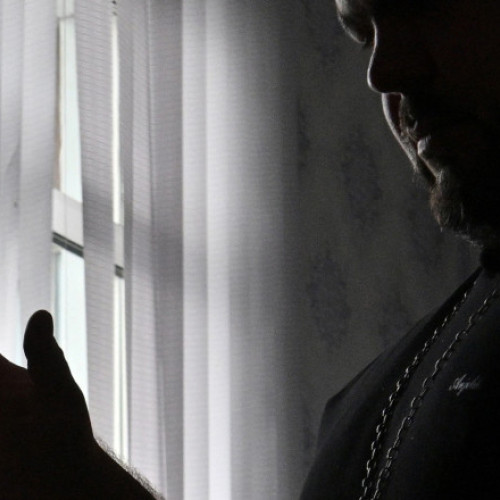 Bărbații de pe frontul din Ucraina caută ajutor în practicile misticismului