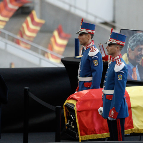 Nicușor Dan explică absența de la funeraliile lui Mircea Lucescu