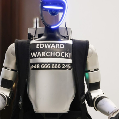 Un robot umanoid vânează mistreți în Polonia și captează atenția internautului