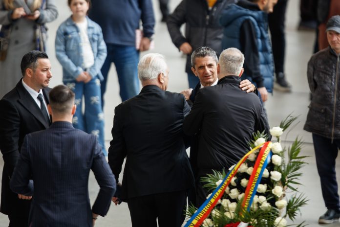 Nicuşor Dan explică absenţa de la ceremonia lui Mircea Lucescu