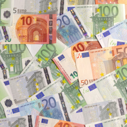 Centrul European al Consumatorilor a recuperat 173.000 euro în primele trei luni din 2026