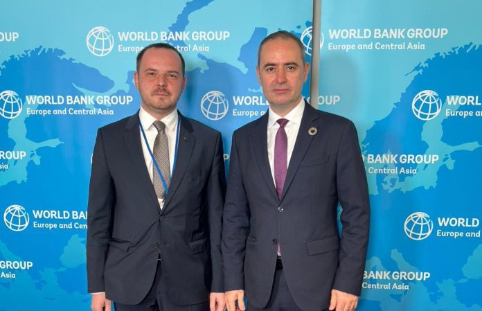 Negocieri între România și Pfizer pentru conversia datoriei în medicamente inovatoare