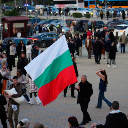 Bulgaria confiscă peste 295.000 de euro destinați cumpărării voturilor