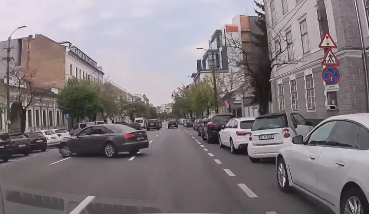 Șofer din București, prins în flagrante încălcând legislația rutieră
