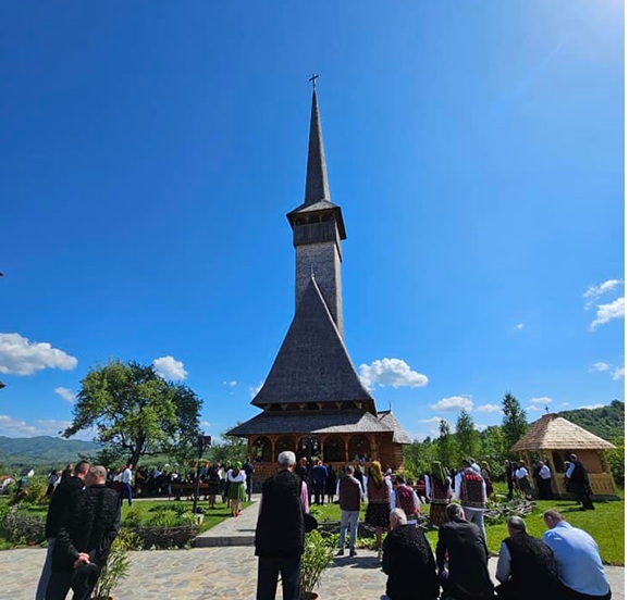 Duminică, 26 aprilie, hram la Mănăstirea Ieud pentru Duminica Mironosițelor