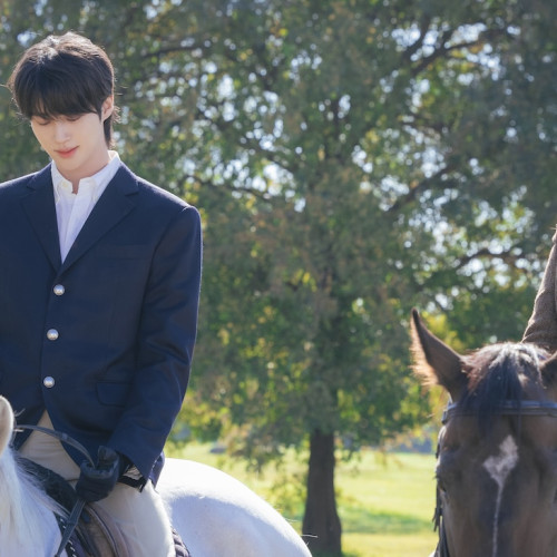 ‘Perfect Crown’ marchează debutul cel mai mare K-Drama pe Disney+