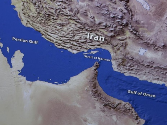 Iran reia controlul strict asupra strâmtorii, acuzând SUA de piraterie