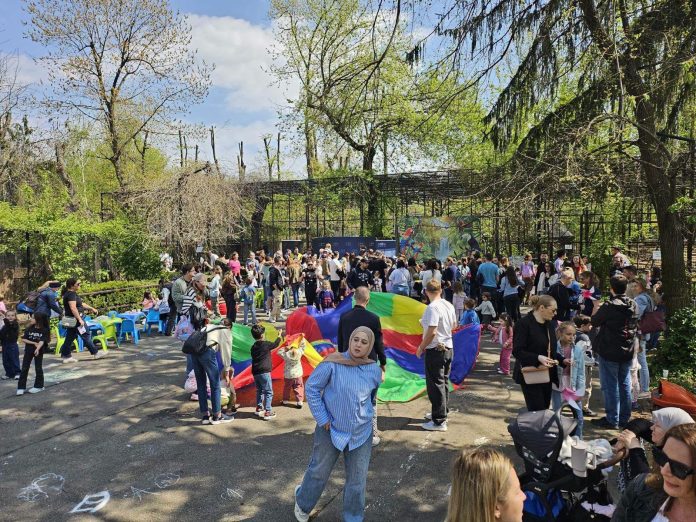 Aproape 300 de copii sărbătoresc Ziua Pământului la Zoo București