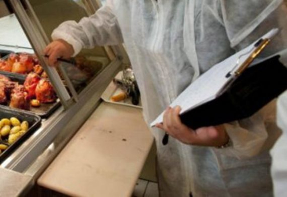 Controale ample ale DSVSA Gorj scot la iveală nereguli serioase în unități alimentare