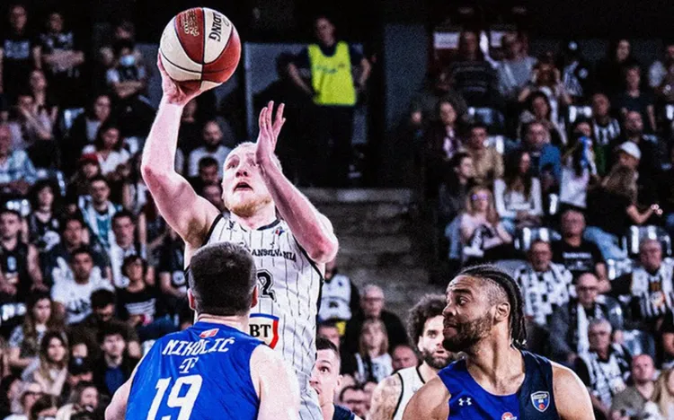 U-BT Cluj-Napoca, înfrângere zdrobitoare pe teren propriu