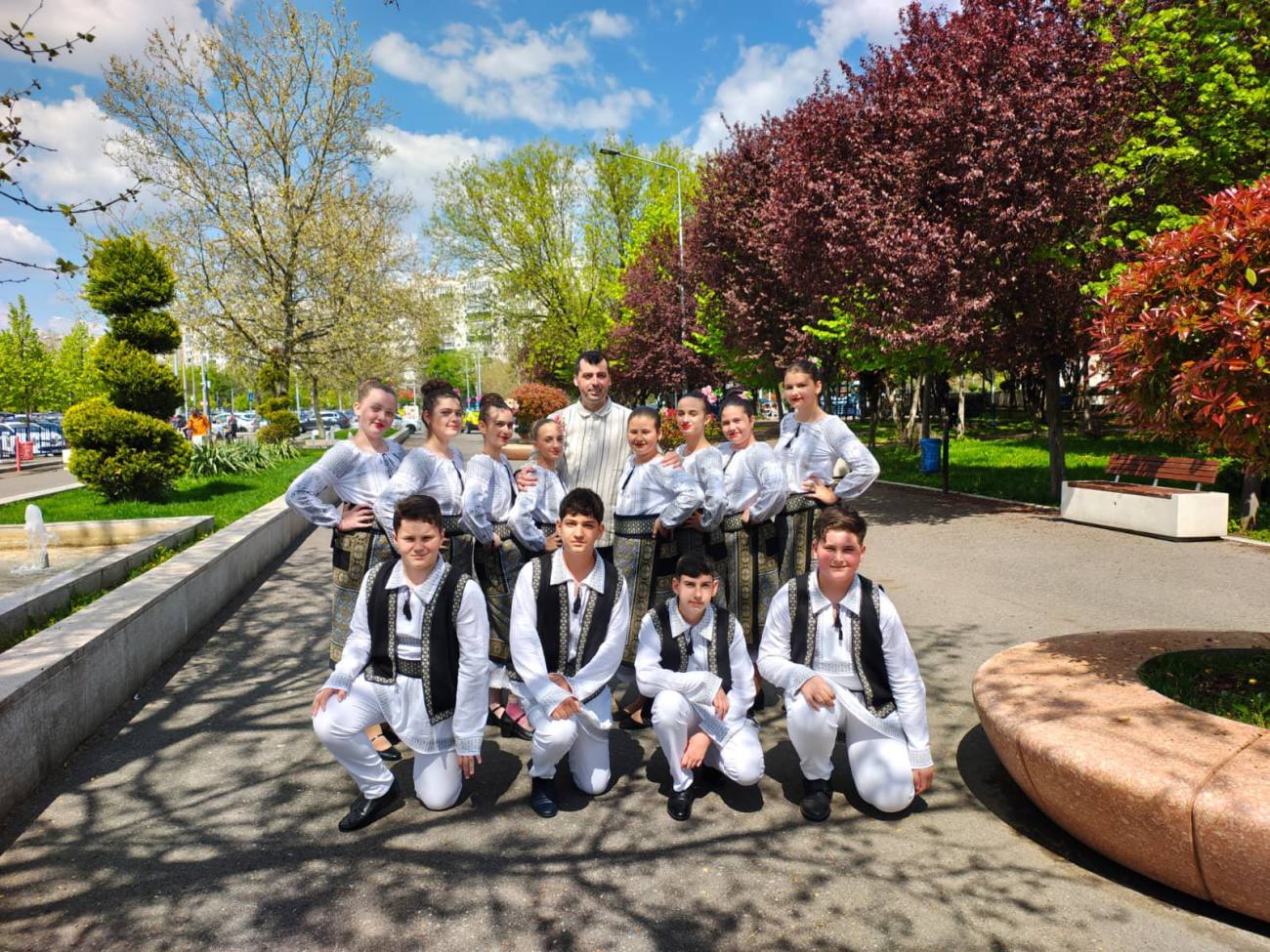 Ansamblul „Cununa Nucetului” obține locul al II-lea la un concurs național