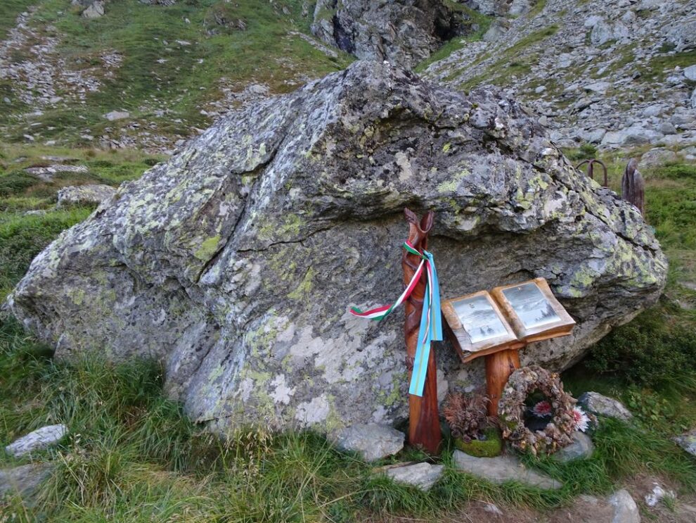 Un monument dedicat tragediei de pe Pietrosul Rodnei, la Salgótarján