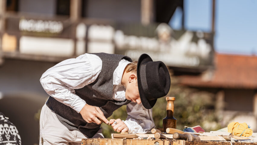 A IV-a ediție a Sărbătorii Meșteșugurilor Ardelenești se apropie