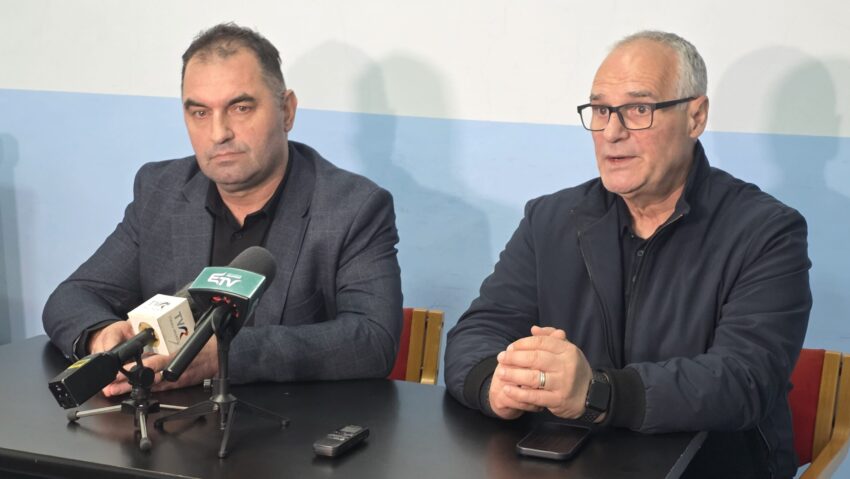 Protest împotriva inactivității autorităților în cazul Azomureș