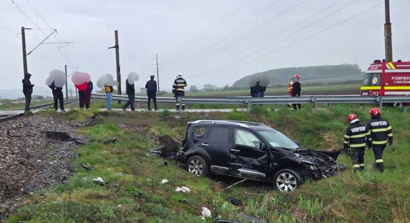 Accident feroviar între Beclean și Șintereag: un șofer rănit ușor