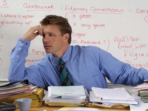 Profesorii debutanți se confruntă cu provocări legate de învățământul românesc