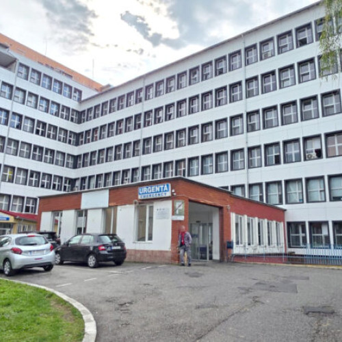 Hunedoara îmbunătățește serviciile medicale prin fototerapie